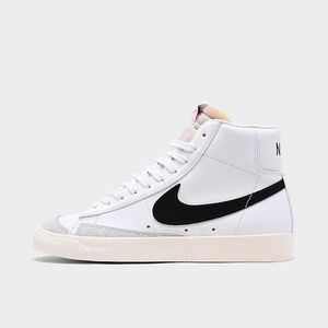 Women's Nike Blazer Mid ''77 Shoes